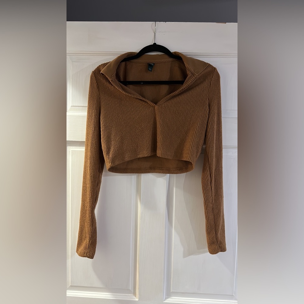 Target crop top long sleeve